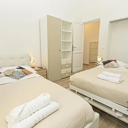 Margherita House Airport By Ml White House Appartement Gênes