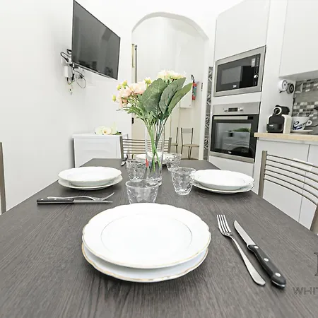 Apartamento Margherita House Airport By Ml White House