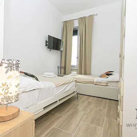 Margherita House Airport By Ml White House Apartamento *