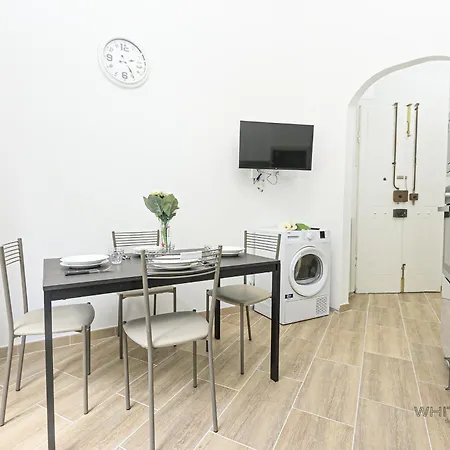 Apartment Margherita House Airport By Ml White House *
